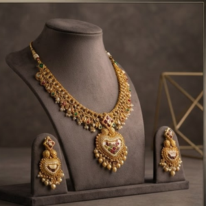 Conjunto Clásico de Collar y Aretes de Oro de 24K con Circonita y Perla de Agua Dulce, Diseño de Corazón, para Mujer, Joyería de Boda - Product Image 5