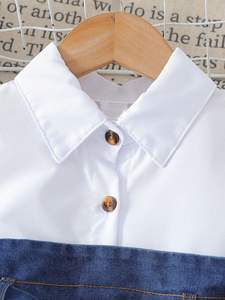 Vestido de Niña de Diseño Nuevo para el Verano 2025, Informal, a la Moda, Hasta la Rodilla, Color Sólido, con Parches de Mezclilla - Product Image 3