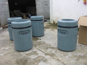 Hot Selling Customized <strong>FRP</strong> Trash Can Round Fiber Glass Steel <strong>Garbage</strong> Waste <strong>Bin</strong> with Bending Processing Service - Product Image 3
