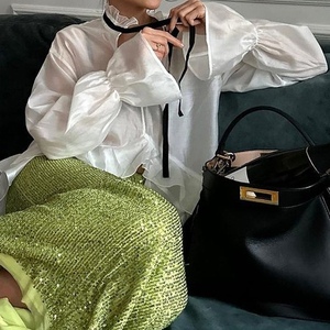 เสื้อเบลาส์ซีทรูเซ็กซี่ของผู้หญิงแฟชั่นเสื้อแขนบานฤดูร้อนใหม่ - Product Image 4