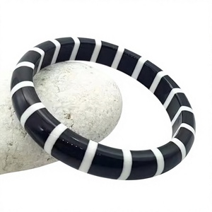 Meilleurs ensembles de bracelets en résine acrylique de luxe élégants, design empilable coloré, bracelet unisexe tendance, bijoux à la mode, cadeau de mariage - Product Image 5