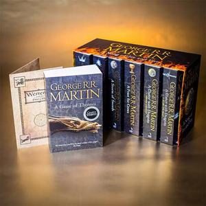 Collins Song Ice Fire Original English Novel Set 7 Livres Édition Complète <span class=keywords><strong>Game</strong></span> <span class=keywords><strong>of</strong></span> <span class=keywords><strong>Thrones</strong></span> Coffret Importé en Papier Léger - Product Image 6