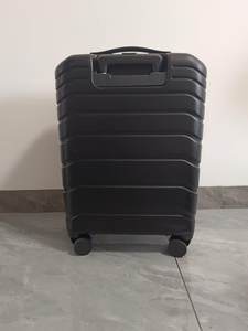 Proveedor de Fábrica OEM, Maleta Personalizada de Polipropileno Termoformado con Asa de Transporte, Ruedas Giratorias y Candado TSA - Product Image 4