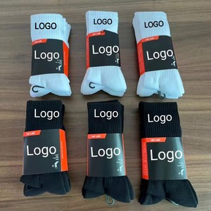 Xianghui Groothandel Crew Type Wit Zwart Kleur Mesh Ademende Anti Slip Heren Sport Voetbal Sokken - Product Image 3