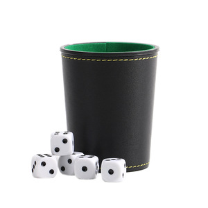 Gobelets à dés en cuir PU pour jeux de société de casino, gobelet à dés en gros, logo personnalisé - Product Image 4