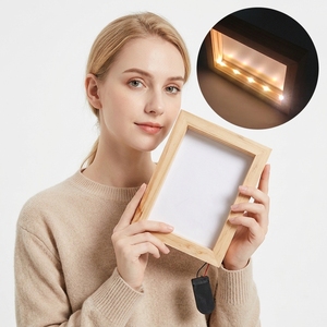 Cornice Fotografica a Specchio <span class=keywords><strong>Magico</strong></span> 3D LED Personalizzabile con Materiali MDF/XPS/PVC Opzioni di Stampa a 5/6 Colori - Product Image 2