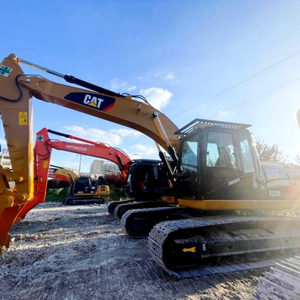 Performances de haute stabilité pour pelle sur chenilles 323D2L, capacité de la benne de 1,19 m³, moteur de 118 kW, boîte de vitesses, pompe, roulement - Product Image 6