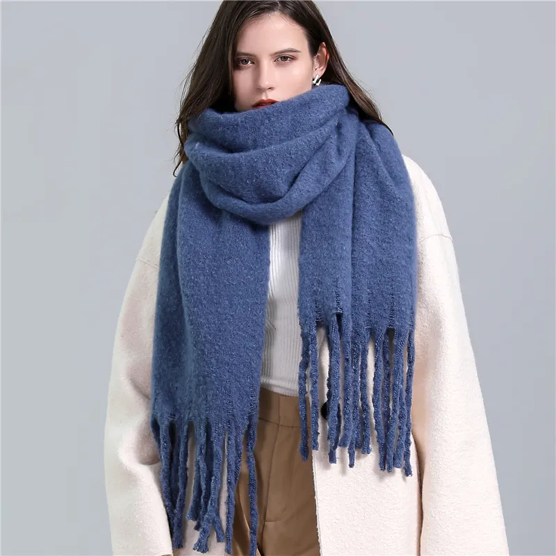 冬のスカーフの女性カシミア暖かいパシュミナソリッド女性のスカーフは厚いソフトブファンダビッグタッセルショールロングストールを包みます