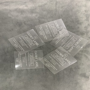 कस्टम लोगो नरम रबर पैच पीसी और सिलिकॉन विनाइल हीट ट्रांसफर लेबल परिधान सजावट के लिए - Product Image 4