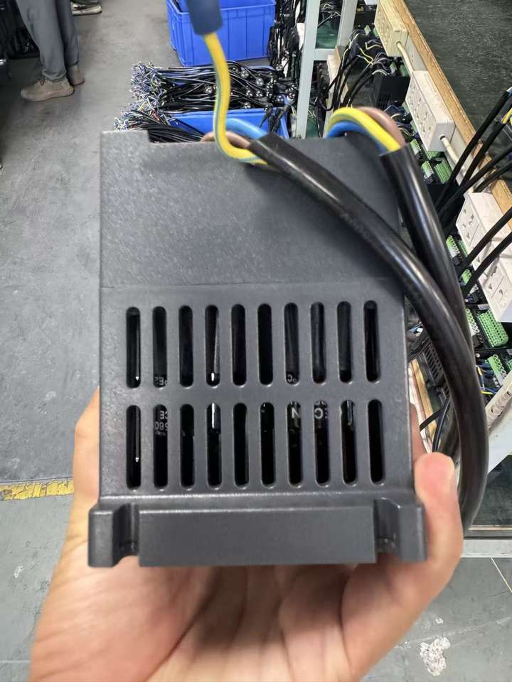 IP54 VFD Single Phase Variable Frequency Drive 220V 0.75KW| Alibaba.com