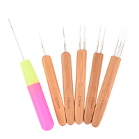 BLT gros 0.75mm bambou manche en bois Logo personnalisé en acier inoxydable Dreadlocks Crochet crochet aiguilles outil d'extensions de cheveux