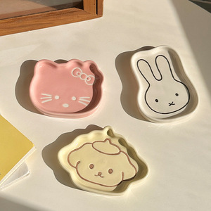 Simpatici Piattini per Salse in Porcellana a Forma di Gatto, Stile Giapponese, Dipinti a Mano, 4 Pollici - Product Image 1
