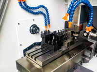 Tour à outils multiples à grande vitesse à 2 axes YH15 pour machines industrielles, tour CNC de précision pour pièces métalliques, mini tour CNC