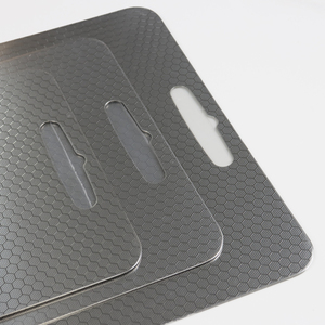 Tagliere in acciaio inossidabile 304 con superficie a nido d'ape, antiscivolo, versatile, resistente ai graffi, robusto per accessori di scongelamento - Product Image 5