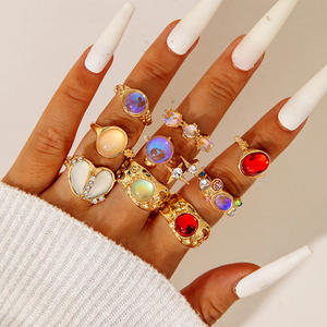 Anillo de Aleación con Incrustaciones de Diamantes Rosados J Sweet Cool, Anillo con Lazo de Amor, Estilo Moderno y Sofisticado, Unisex - Product Image 1