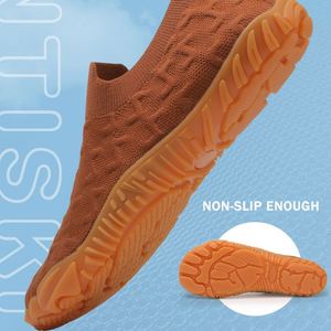 Chaussures de sport décontractées unisexe personnalisables avec logo, style pieds nus, pour yoga, printemps, en maille respirante, à talon plat, avec embout large, souples pour la marche et la course - Product Image 4