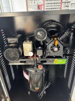 Compresseurs d'air personnalisés de 100/150 L, pompes à air robustes à faible bruit, adaptés à la gonflage des pneus et aux ateliers de réparation automobile.