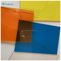 Plaque solide en polycarbonate de 8 mm avec revêtement UV anti-âge, personnalisable en usine, utilisée pour l'équipement d'éclairage