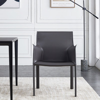 Chaise de salle à manger moderne de style selle avec accoudoir en cuir PU pieds en métal pour hôtel centre commercial maison et entrepôt