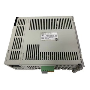 Contrôleur logique programmable série J2S MR-J2S-100A, servomoteur - Product Image 3