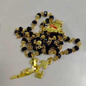 Collier chapelet en or et cristal noir, croix de Santiago, bijoux religieux, cadeau unisexe 4x6mm - Product Image 1