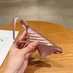 Custodia Magnetica Sottile Opaca di Alta Qualità per <span class=keywords><strong>Apple</strong></span> <span class=keywords><strong>iPhone</strong></span> 17 <span class=keywords><strong>14</strong></span> 15 16 Pro Max Plus, con Vernice Metallica e Strisce 3D, Antiurto - Product Image 4