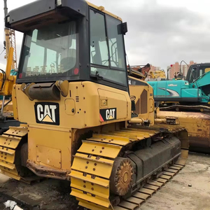 Bulldozer CAT D5K Original en Buen Estado, Usado, en Venta, con Capacidad de Empuje de 5.4m - Product Image 3