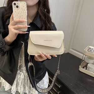 Versatile Design Women's Crossbody Bag Simple Fashionable <b>Square</b> Shoulder Bag with Zipper Closure Single Strap PU Waterproof - Product Image 2