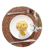 Tapis ronds en paille tressée résistants à la chaleur 30 cm, décoration de table minimaliste, tapis de table pour la maison et les restaurants