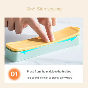 Haute qualité bébé nourriture légumes fruits purées <span class=keywords><strong>lait</strong></span> <span class=keywords><strong>maternel</strong></span> Portable carré 6 grilles <span class=keywords><strong>bac</strong></span> à glace avec couvercle en plastique - Product Image 5