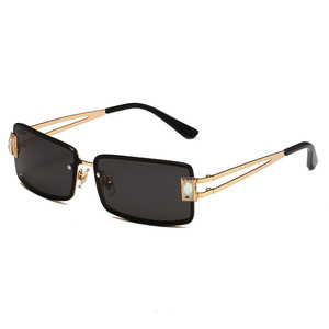 Gafas de sol rectangulares con montura completa, lentes moradas degradadas, 100% protección UV, protección solar unisex para adultos - Product Image 6
