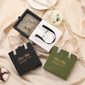 Boîte à bijoux carrée en carton rigide recyclable, écologique, avec logo personnalisé imprimé, style tiroir coulissant, boîte cadeau avec cordon - Product Image 2
