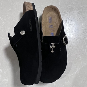 Vente en gros de pantoufles sabots personnalisées avec logo sabots croisés en cuir suédé avec semelles en liège en cuir véritable de haute qualité pour femmes - Product Image 3