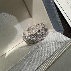 แหวนเงินแท้ S925 ประดับไมโครเซอร์คอน ดีไซน์เปิดปากวงแหวน หรูหรา เรียบง่าย ทันสมัย มีเอกลักษณ์ - Product Image 1