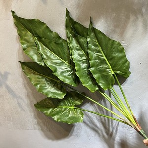 Vente flash : Grandes feuilles tropicales artificielles, feuillage de calla, toucher réaliste pour la décoration de la maison, de l'hôtel, des mariages et des fêtes - Product Image 2
