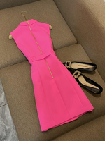 Nouvelle Robe Mini Élégante Femme Printemps, Coupe Trapèze Sans Manches, Double Boutonnage, Couleurs Vives, Tissu Cranté, Avec Ceinture
