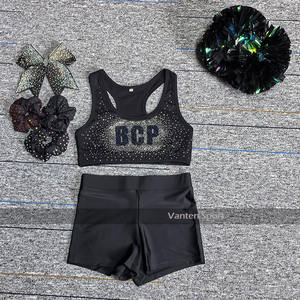 Ensemble uniforme de cheerleading sportif personnalisé avec soutien-gorge court et short ornés de strass pour athlètes - Product Image 2