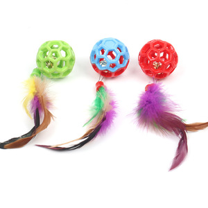 <span class=keywords><strong>Balle</strong></span> évidée Jouets interactifs pour chiens et chats Balles de jouet en <span class=keywords><strong>plastique</strong></span> TPR <span class=keywords><strong>Balle</strong></span> de jouet pour animaux de compagnie résistante aux morsures avec cloche - Product Image 1
