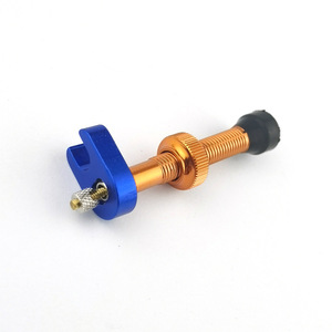 Clé à valve française en aluminium colorée pour réparation de pneus de VTT - Product Image 3