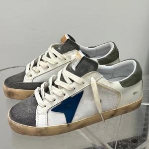 Zapatillas de Lujo de Diseñador con Estrellas Blancas, Transpirables, Antideslizantes, Cómodas, Estilo Urbano, Tendencia de Moda, Doradas con Efecto Desgastado - Product Image 3