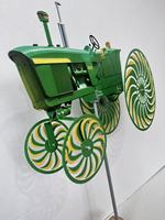 Tourniquet éolien cinétique en fer vert pour tracteur, revêtement poudré, rotation 3D, décoration de jardin, pelouse, patio, ferme