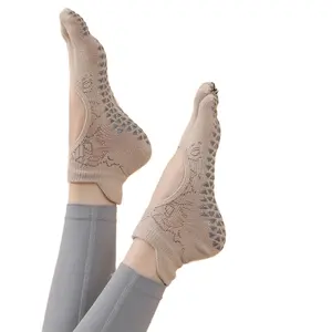 2024 toe Socks High Quality Custom Women Pilates Non Slip 5 Toe Five Fingers Backless Split Grip Yoga non-skid socks