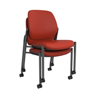 Fauteuil de formation empilable en tissu rouge, dossier moyen, chaise de bureau robuste avec cadre métallique et roulettes pour conférences et réunions