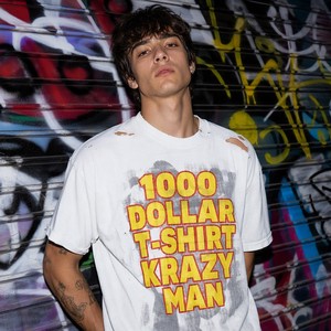 เสื้อยืดเจอร์ซีย์สีขาวลายกราฟิกสไตล์ Distressed พร้อมลายพิมพ์ <span class=keywords><strong>Krazy</strong></span> Man ทรงโอเวอร์ไซส์ สตรีทแวร์ Metour ขายส่งแบบกำหนดเองได้ - Product Image 1
