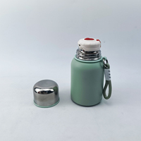 Bouteille d'eau isotherme en acier inoxydable à double paroi de 450 ml pour l'extérieur avec infuseur à thé, gourde sous vide pour adultes, camping