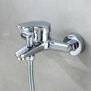 Cartuccia di acqua calda e fredda singola maniglia in ottone cromato doccia rubinetti rubinetti del bagno - Product Image 3