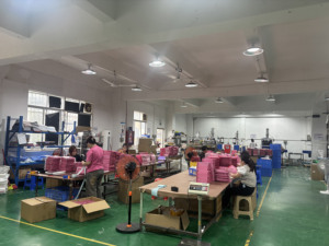 Bàn phím với touchpad cho iPad 9.7 inch 5th/6th Gen, không dây Bluetooth thiết kế siêu mỏng đứng - Product Image 2