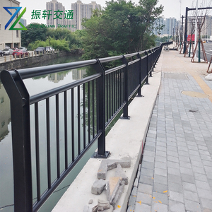 Barriera di traffico elevata Anti-collisione recinzione per ponte Guardrail fiume terrapieno isolamento protezione del paesaggio di sicurezza - Product Image 1