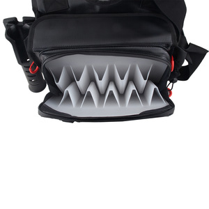 Sac à dos tactique en PVC noir 30L sac de pêche en plein air polyvalent avec bretelles étanches en polyester expédié au Vietnam - Product Image 4