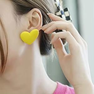 Pendientes de Acrílico con Forma de Corazón Grande al por Mayor, Color Caramelo, Joyería Moderna para Mujeres y Niñas, para Todas las Ocasiones, Decoración de Perlas - Product Image 5